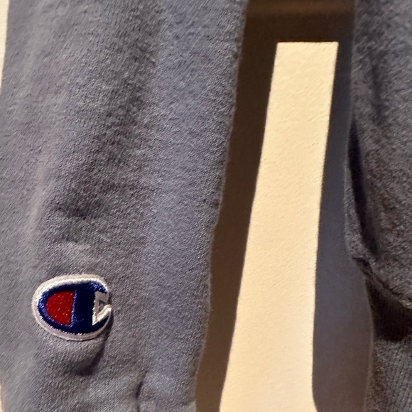 Arthur’s Sweater - Picture 4 of 5